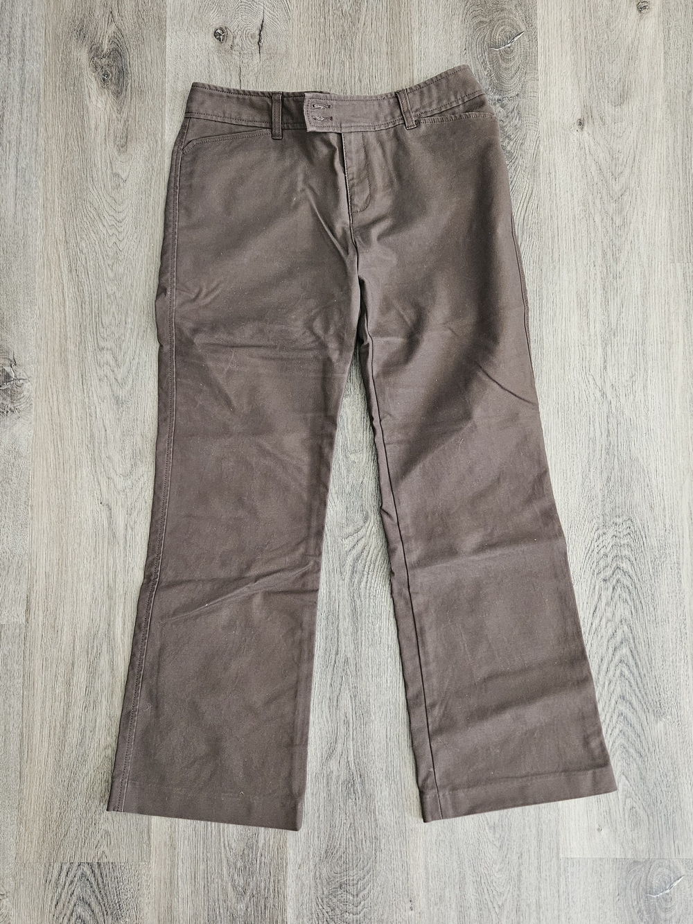 Eddie Bauer Vashon Fit Women's Brown Casual Pants Midrise Straight Lwg